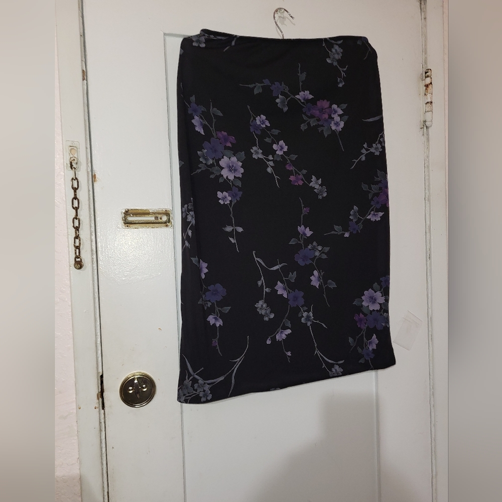 JKLA California Women's Black Floral Knee Length A-Line Skirt sz S